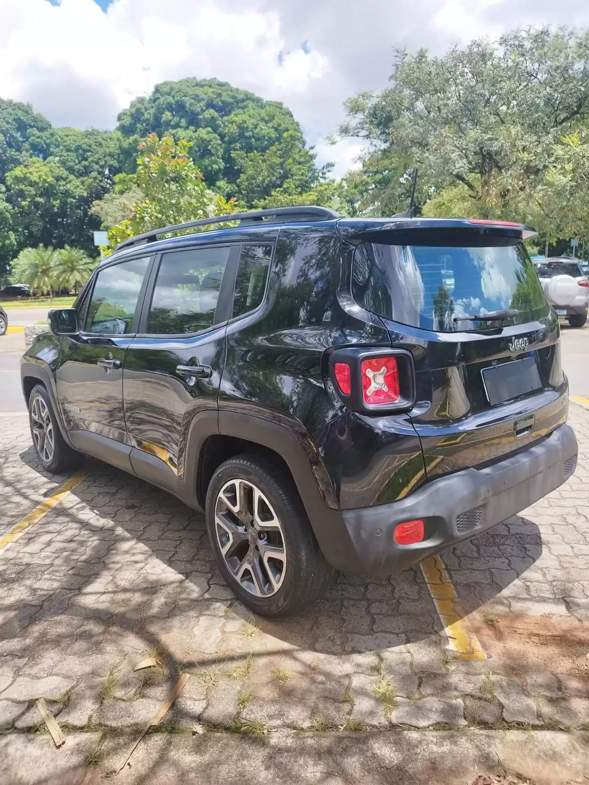 Jeep Renegade 3